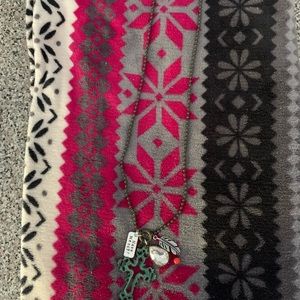 Long fashion necklace